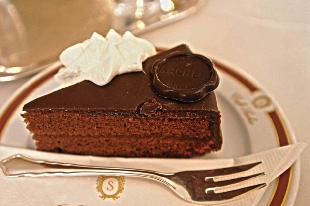 Bánh Chocolate Sachertorte - Áo