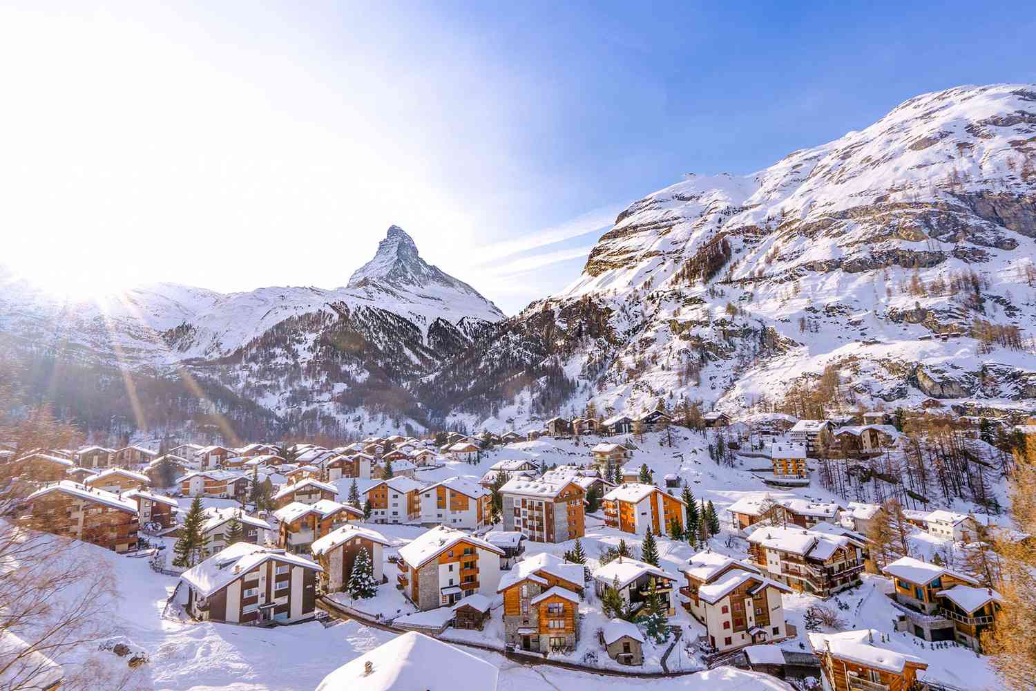 Thị Trấn Zermatt - Ngôi Làng Xinh Đẹp Nên Ghé Thăm Khi Đến Thụy Sĩ
